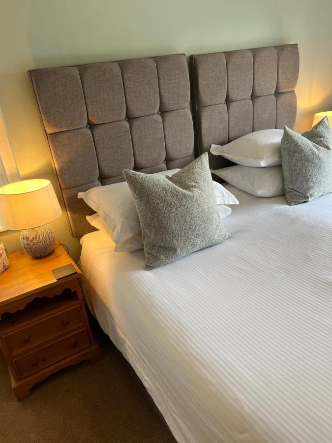Devonshire Arms Inn Cracoe Екстериор снимка