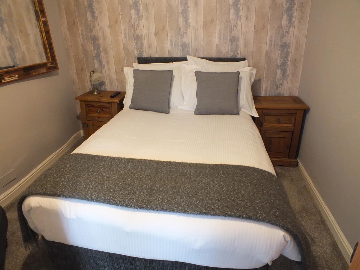 Devonshire Arms Inn Cracoe Екстериор снимка