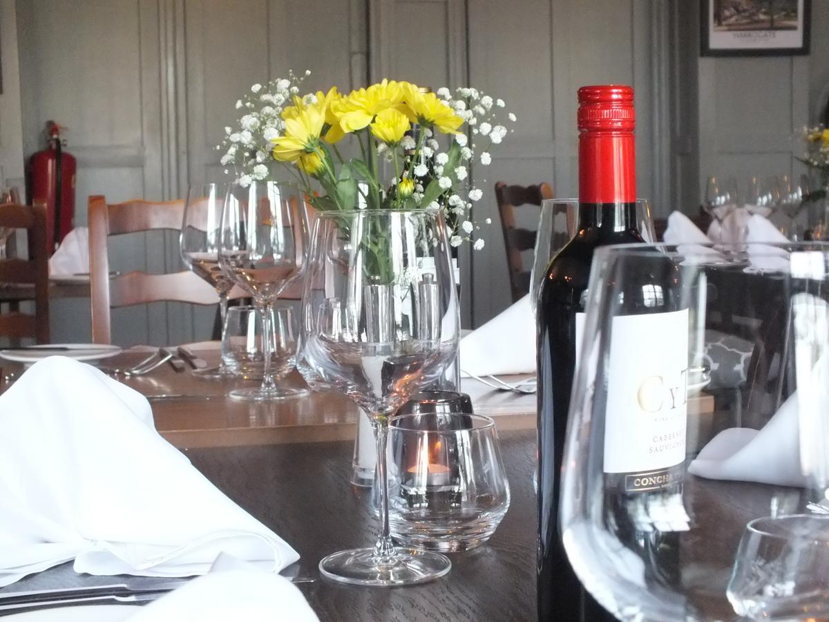 Devonshire Arms Inn Cracoe Екстериор снимка