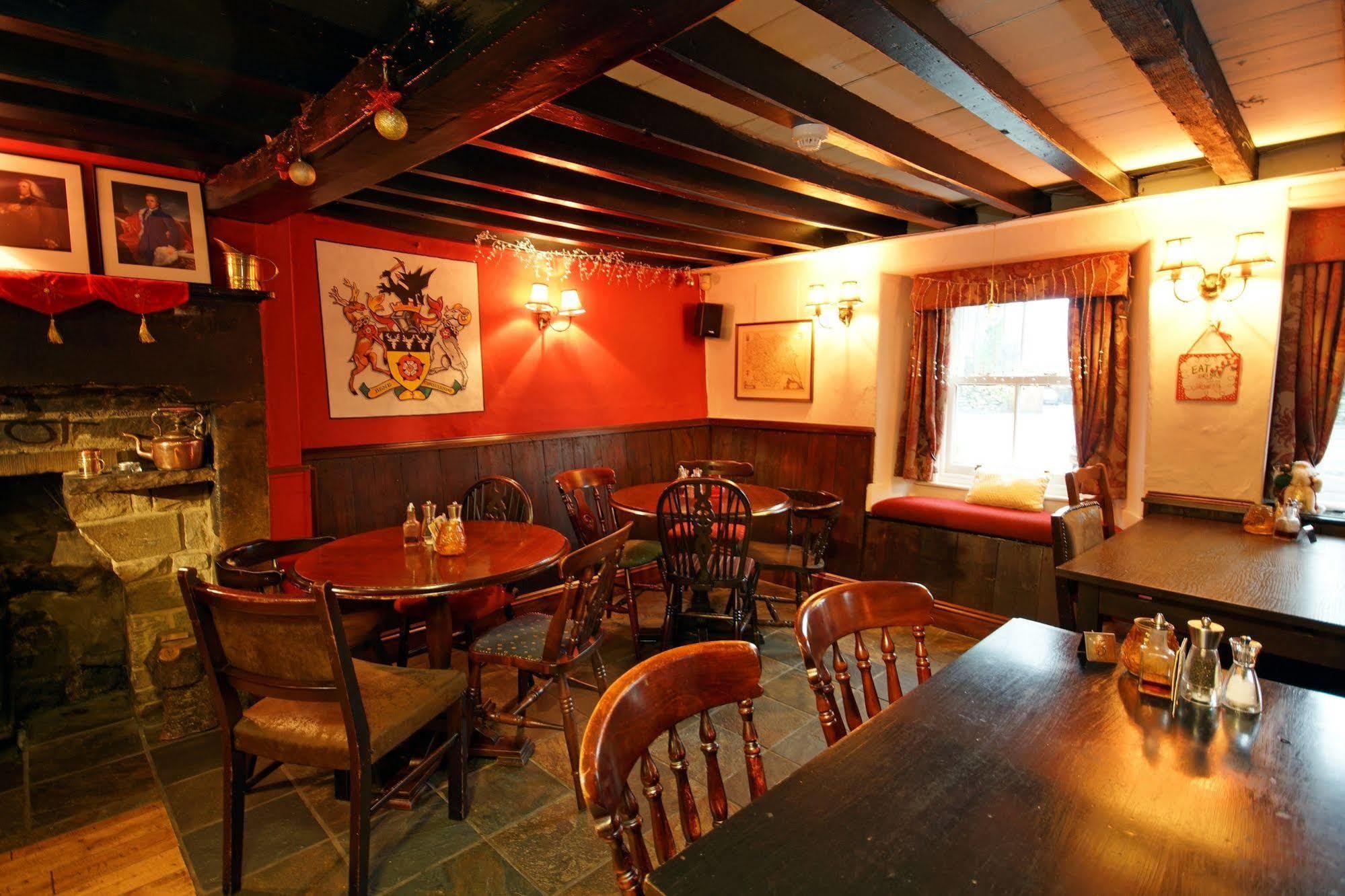 Devonshire Arms Inn Cracoe Екстериор снимка