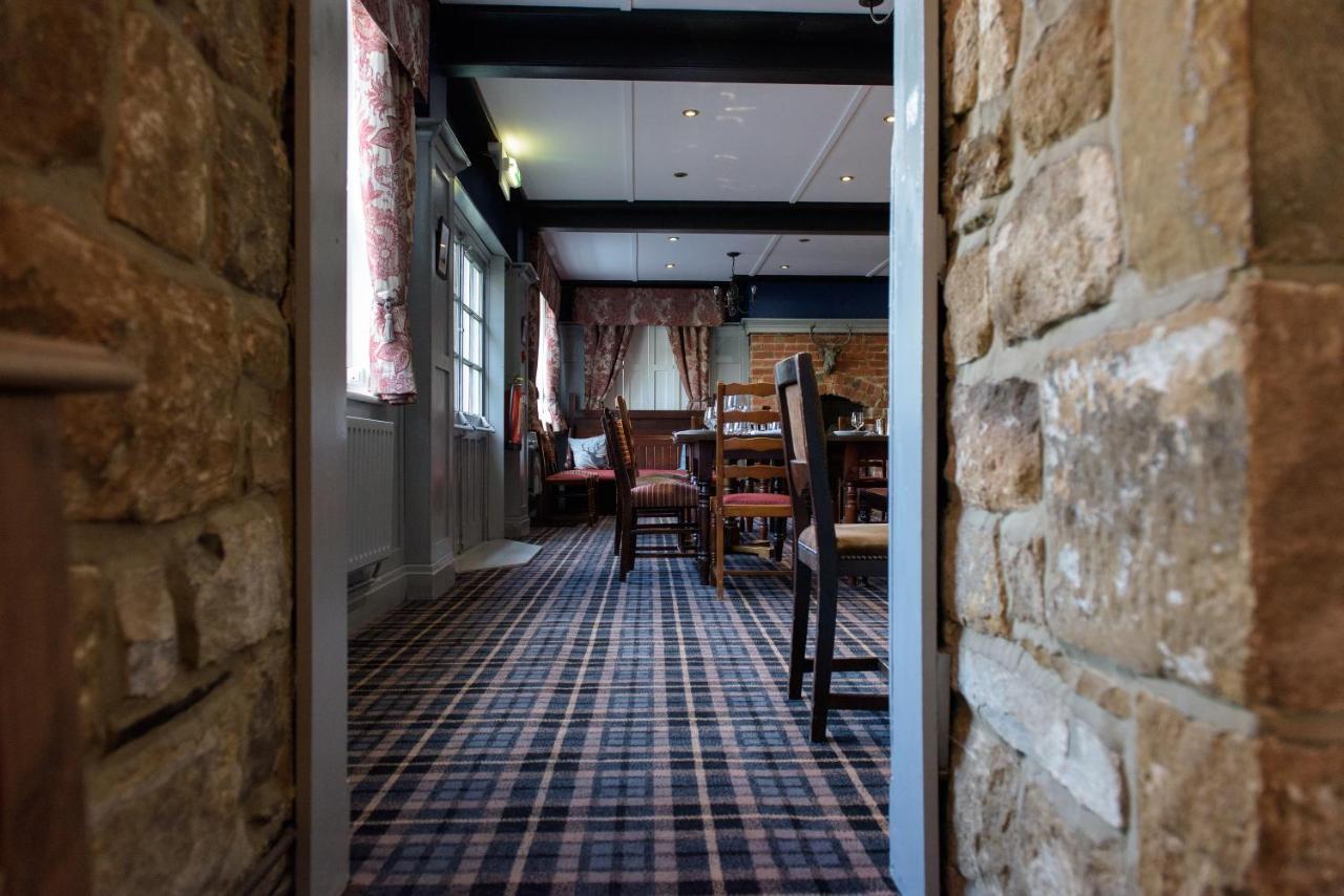 Devonshire Arms Inn Cracoe Екстериор снимка